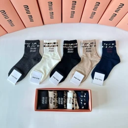 miu miu chaussettes s_127a543